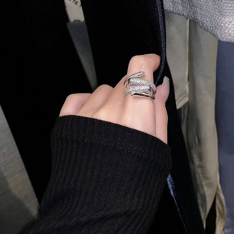 Veloura Vortex Ring